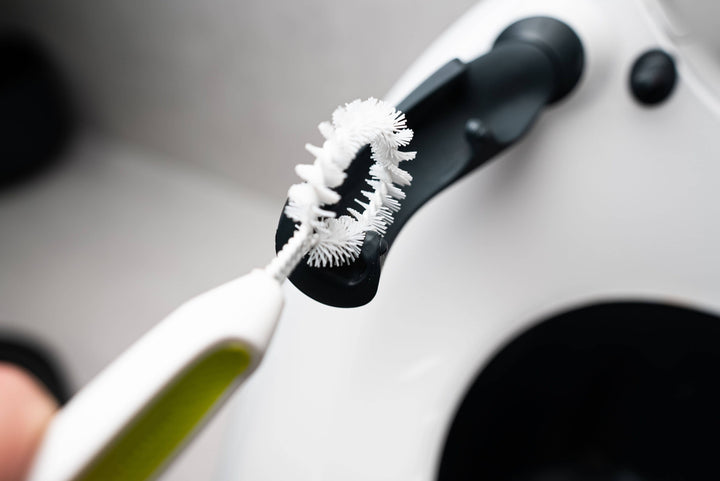 WunderBrush® Omega Cleaning brush